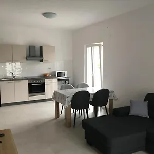 Urem Apartman